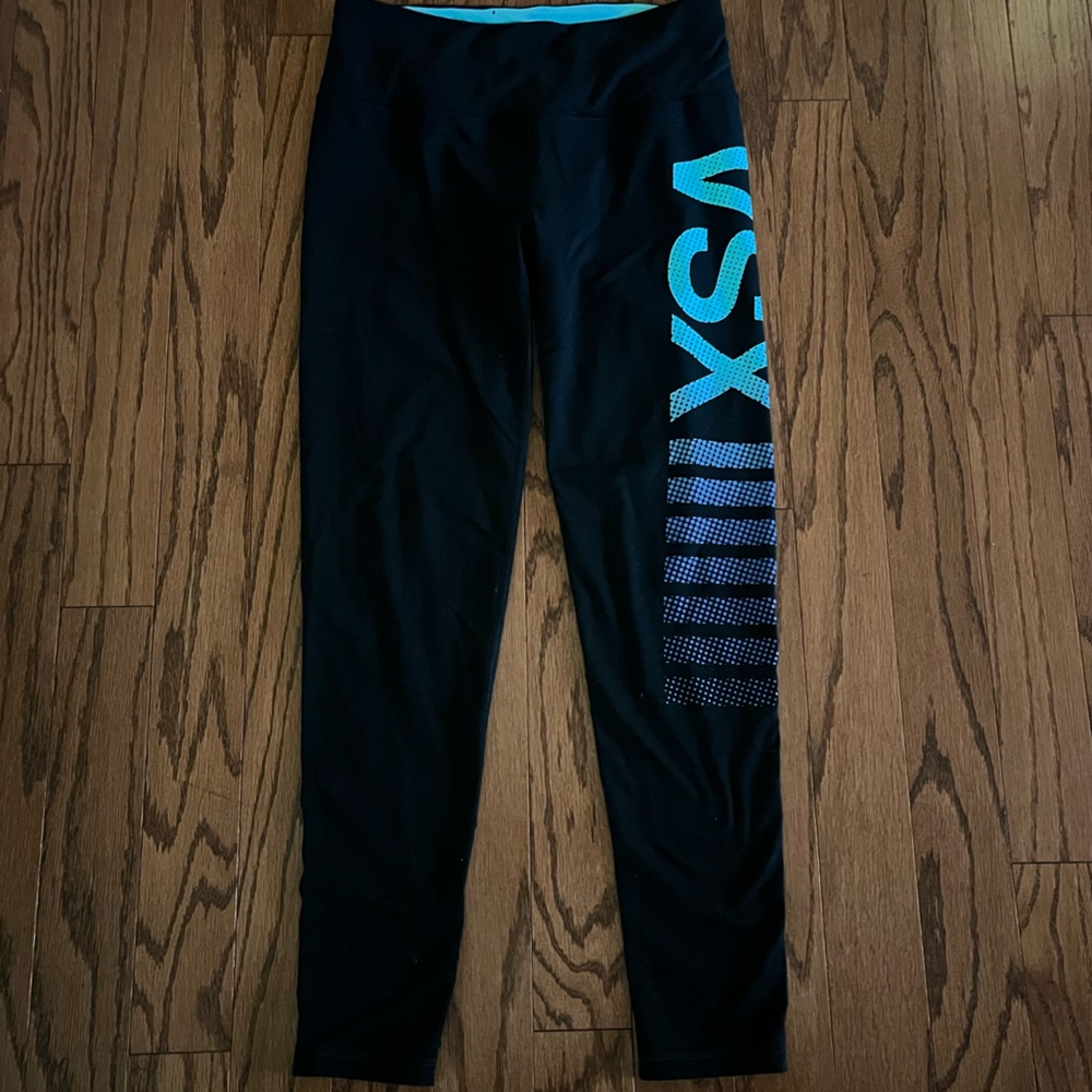 Victoria’s Secret VSX sport knockout leggings size medium